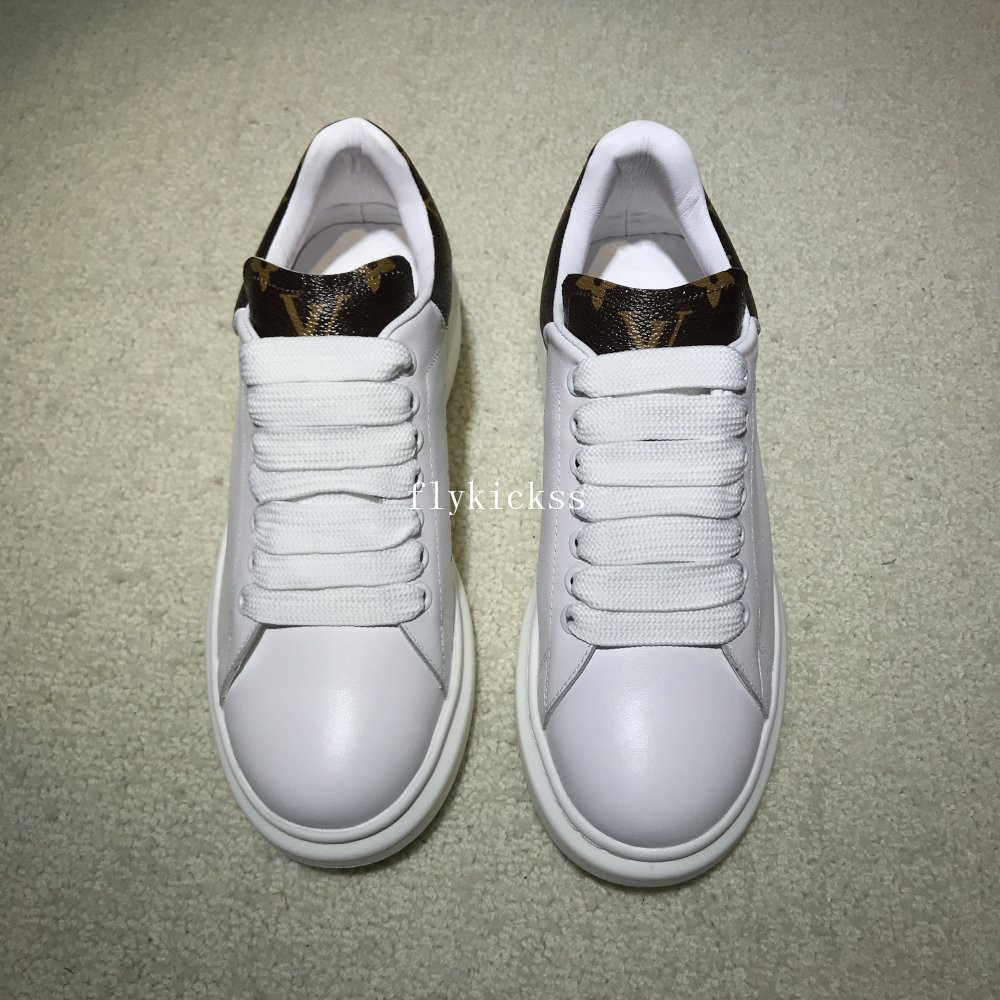 LVS Supreme White Sport Sneaker